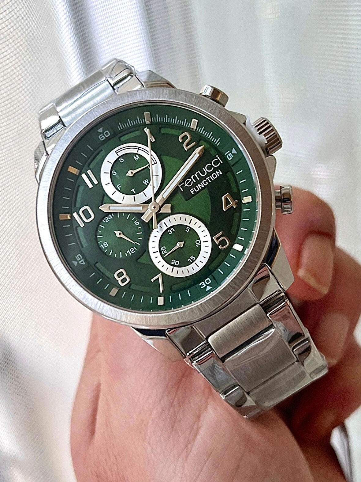 Ferrucci Fonksiyonları Aktif Çelik Kordon Trend Model Erkek Kol Saati