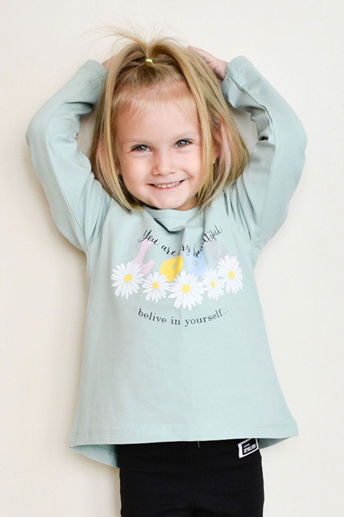 Breeze Kız Çocuk Uzun Kollu Tişört Renkli Yazı Baskılı Çiçekli 3-8 Yaş, Su Yeşili