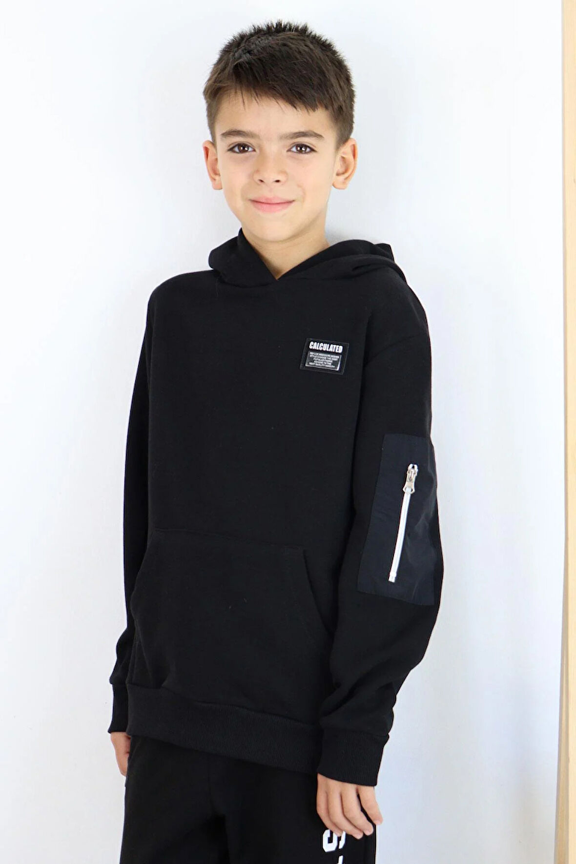 Breeze Erkek Çocuk Sweatshirt Armalı Kolu Cepli Fermuarlı 9-14 Yaş, Siyah