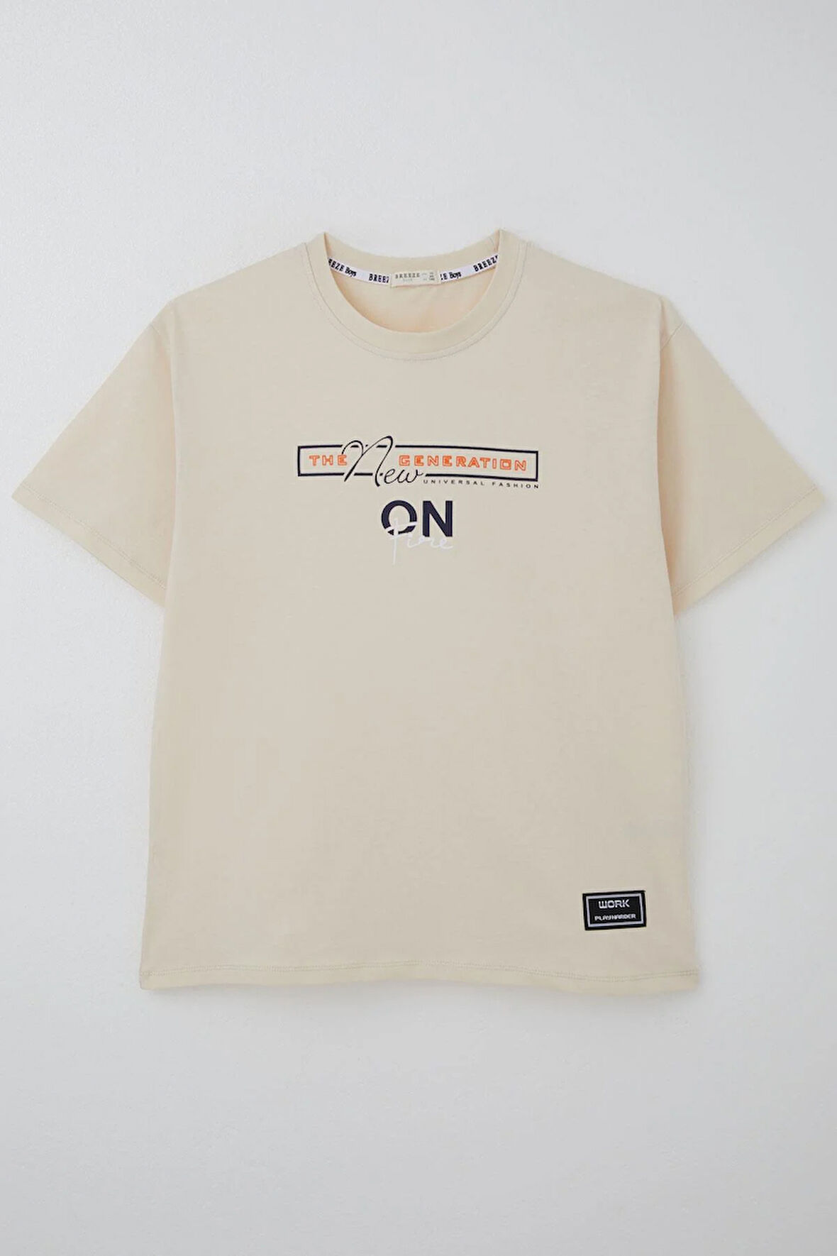 Breeze Erkek Çocuk Tişört Yazı Baskılı Arma Detaylı 9-14 Yaş, Krem