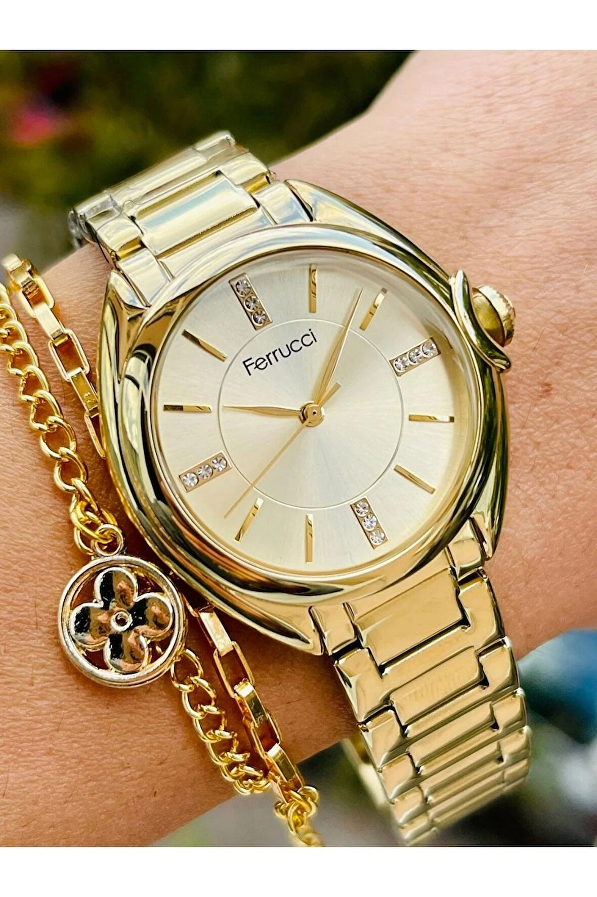 Ferrucci Altın Sarısı Renk Çelik Şık Kadın Kol Saat+Bileklik Hediye