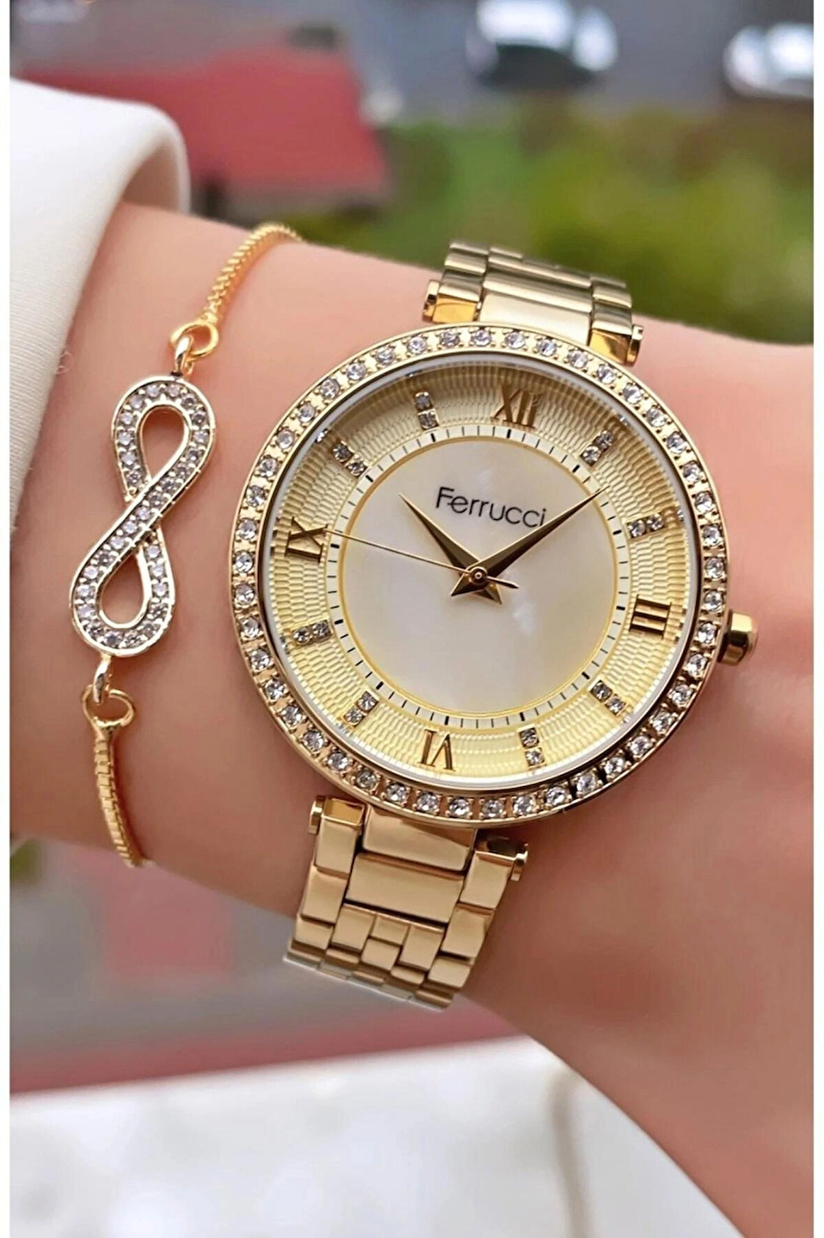 Ferrucci Zirkon Taşlı Altın Renk Çelik Şık Kadın Kol Saati 2 Yıl Garantili 