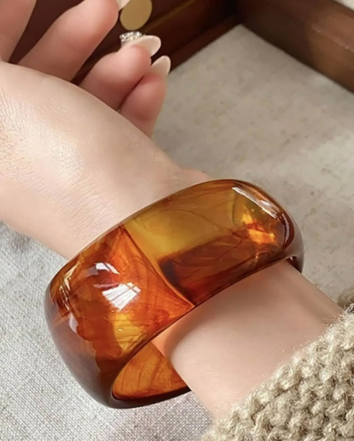 Kahverengi Kalın Kemik Mika