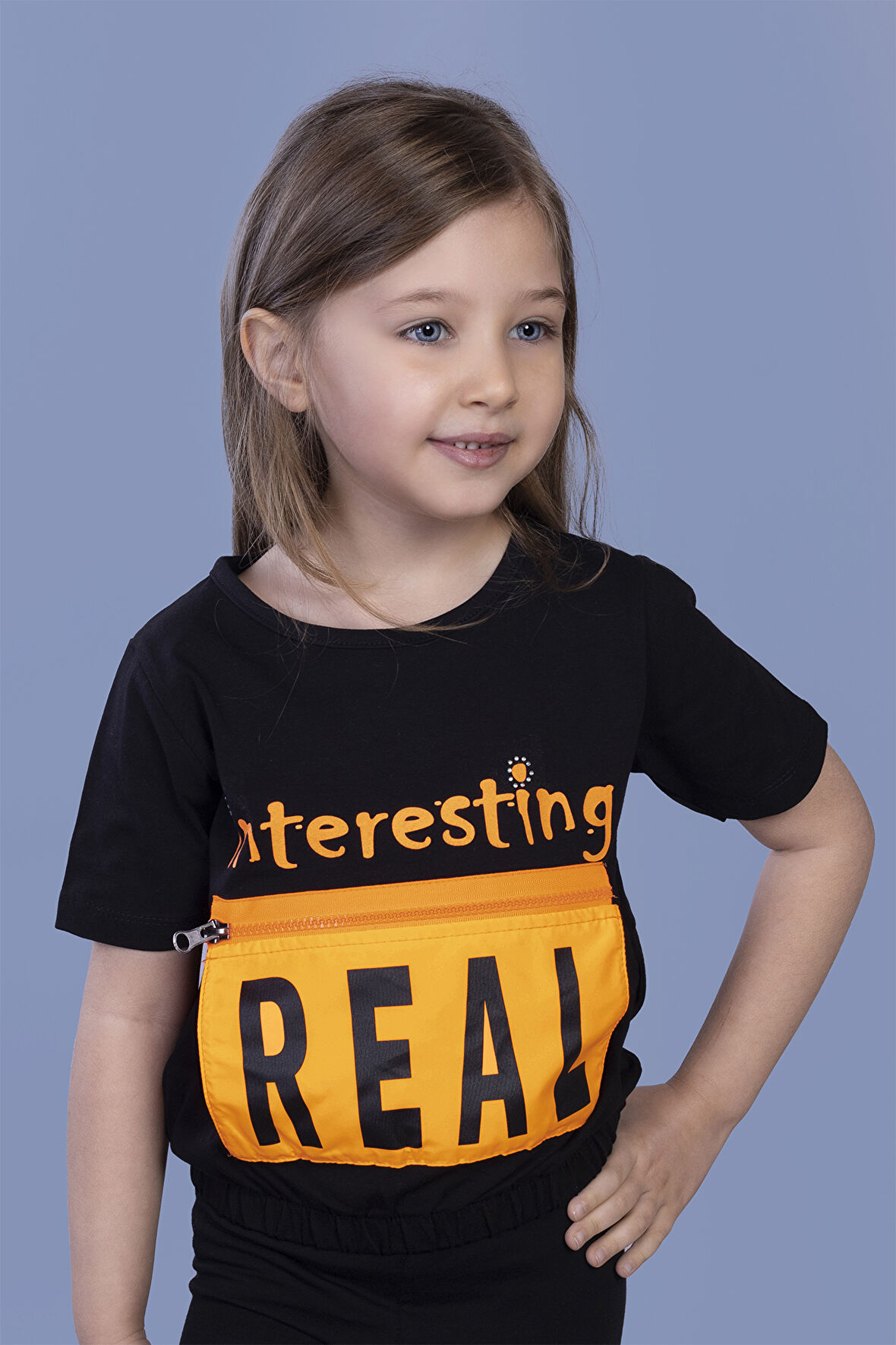 Toontoy Kız Çocuk Crop Model Cebi Reflektör Detaylı Baskılı Tişört