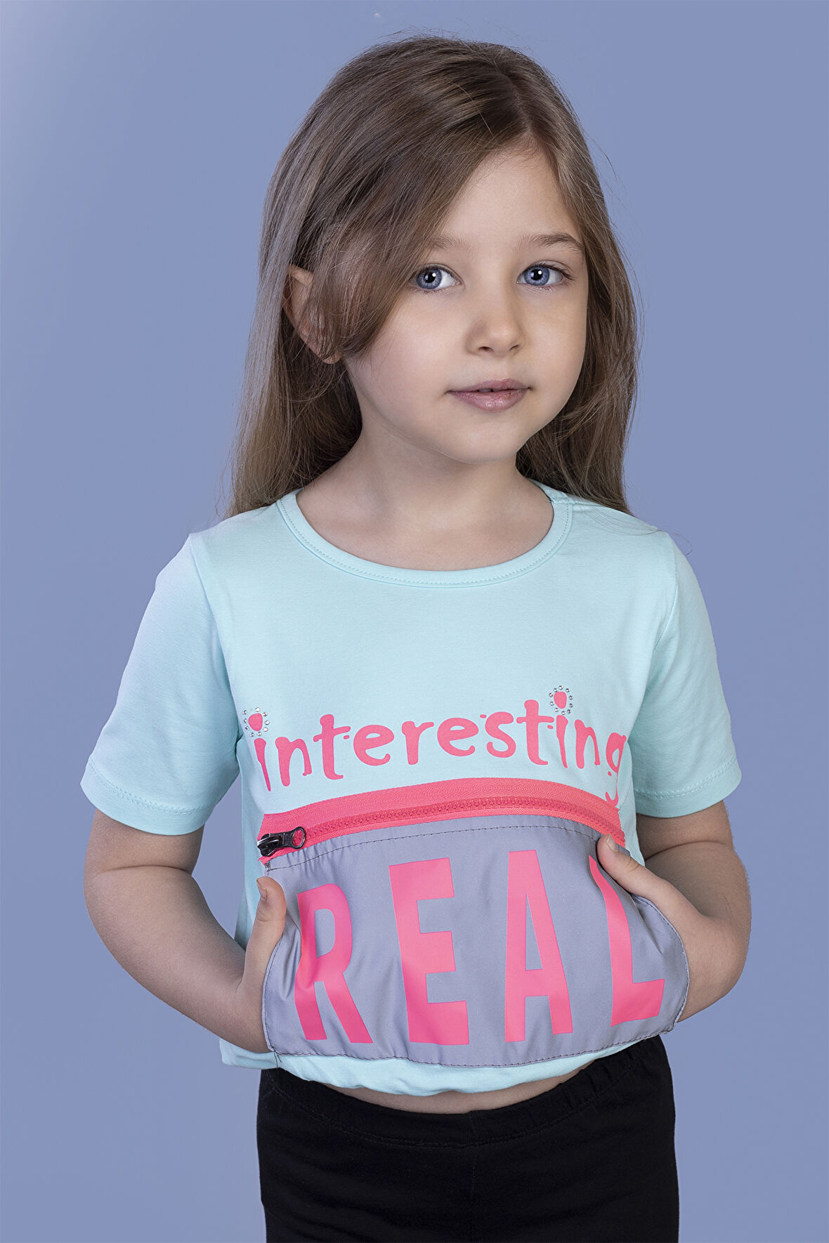 Toontoy Kız Çocuk Crop Model Cebi Reflektör Detaylı Baskılı Tişört