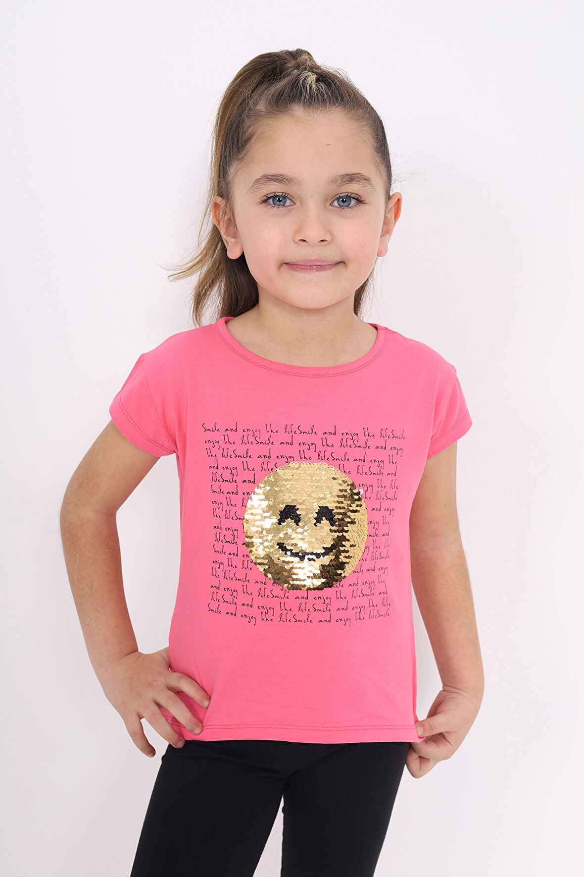 Toontoy Kız Çocuk Gülen Yüz Pullu Nakış Tişört