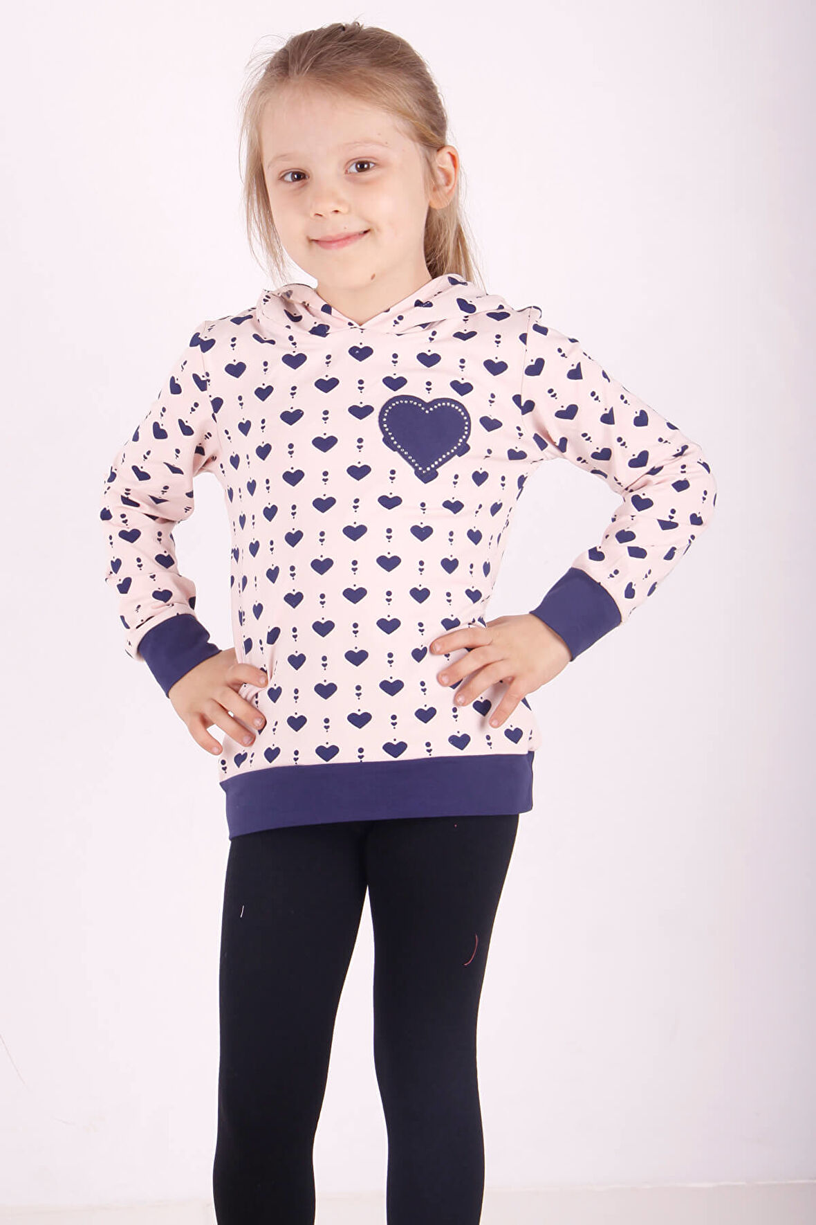 Toontoy Kız Çocuk Komple Kalp Desenli Sweatshirt