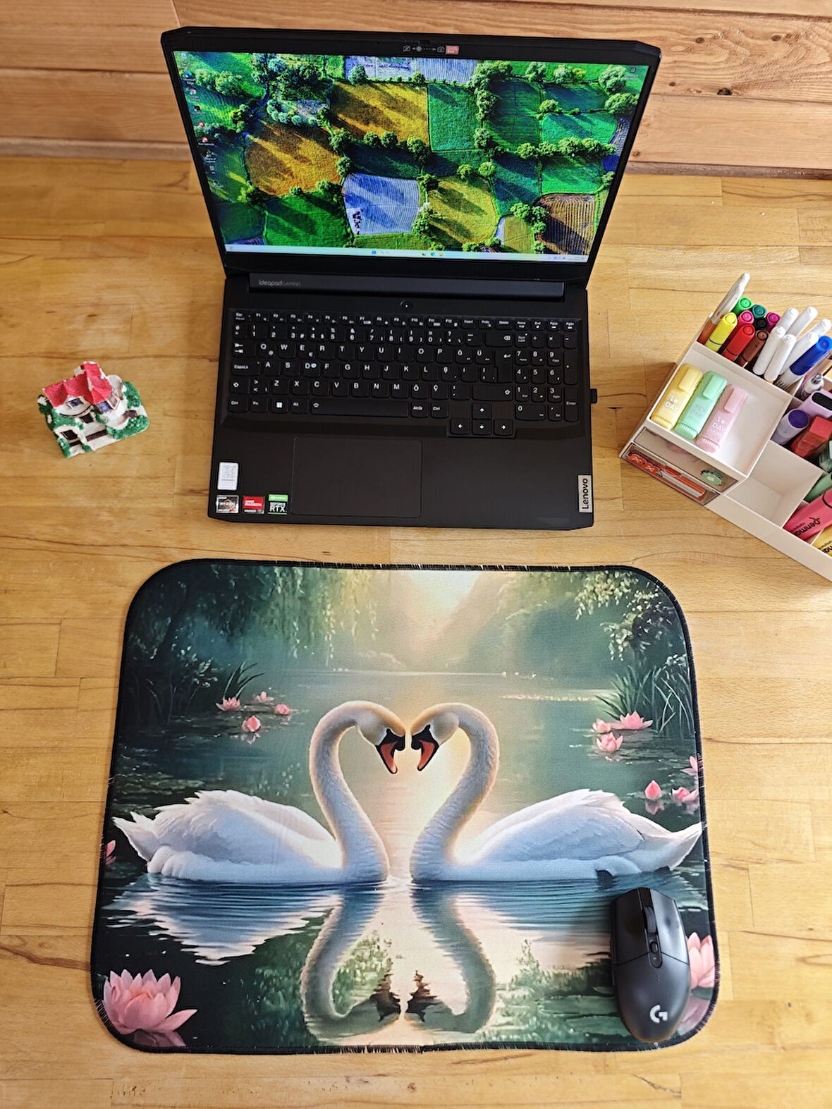 SGE TEKNOLOJİ 55X45 CM KUĞU KAYDIRMAZ TABAN SPEED YÜZEY OYUNCU MOUSE PAD GAMİNG PAD