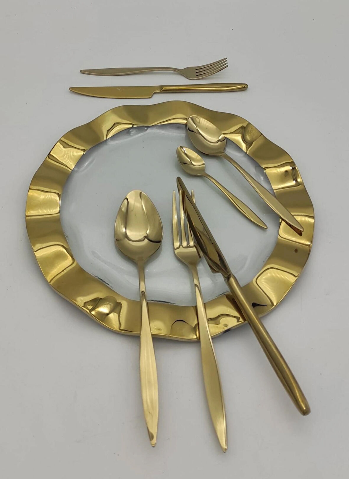 Carmen 42 Parça Gold Titanyum Çatal Kaşık Seti
