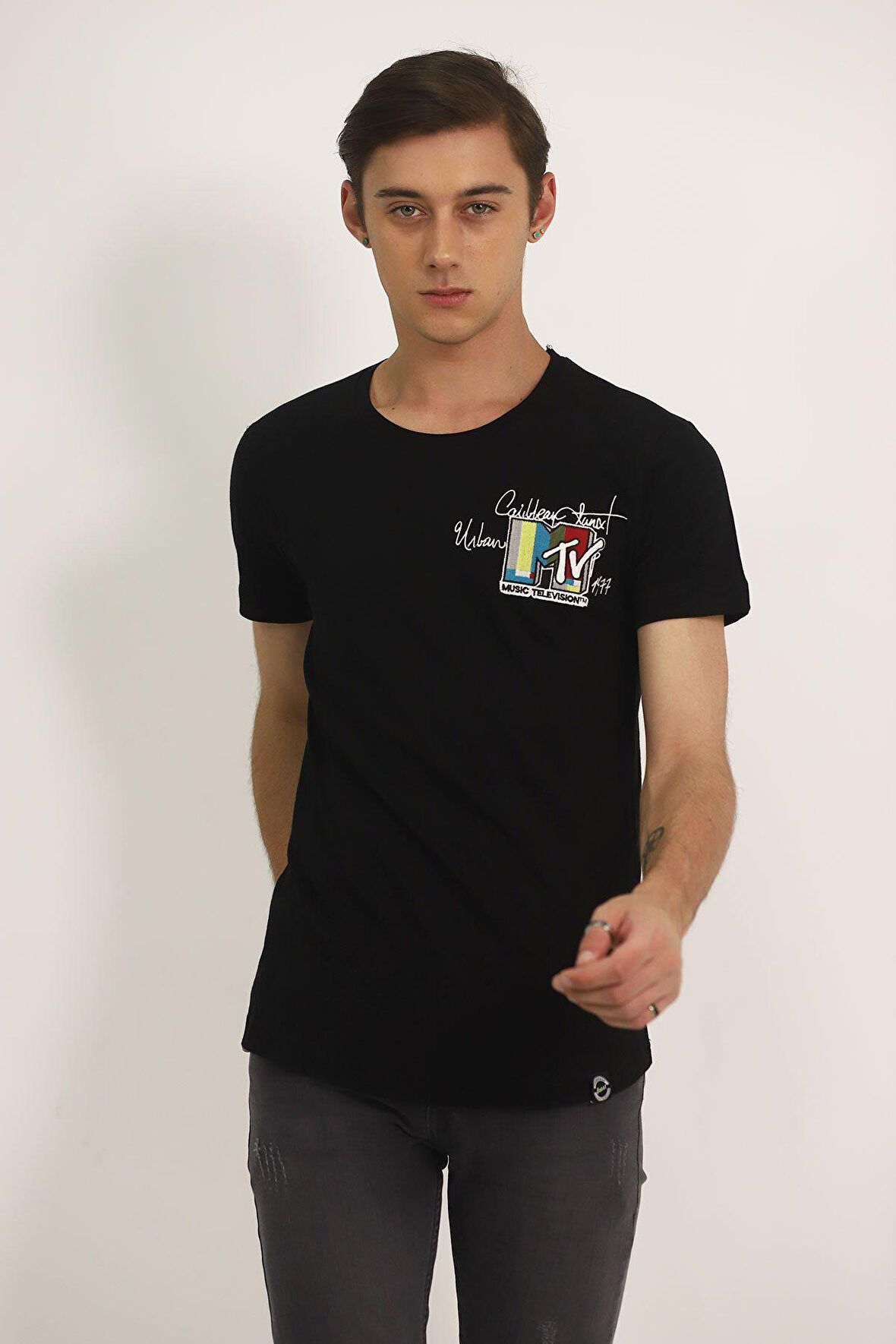 Gabria Nakışlı T-shirt
