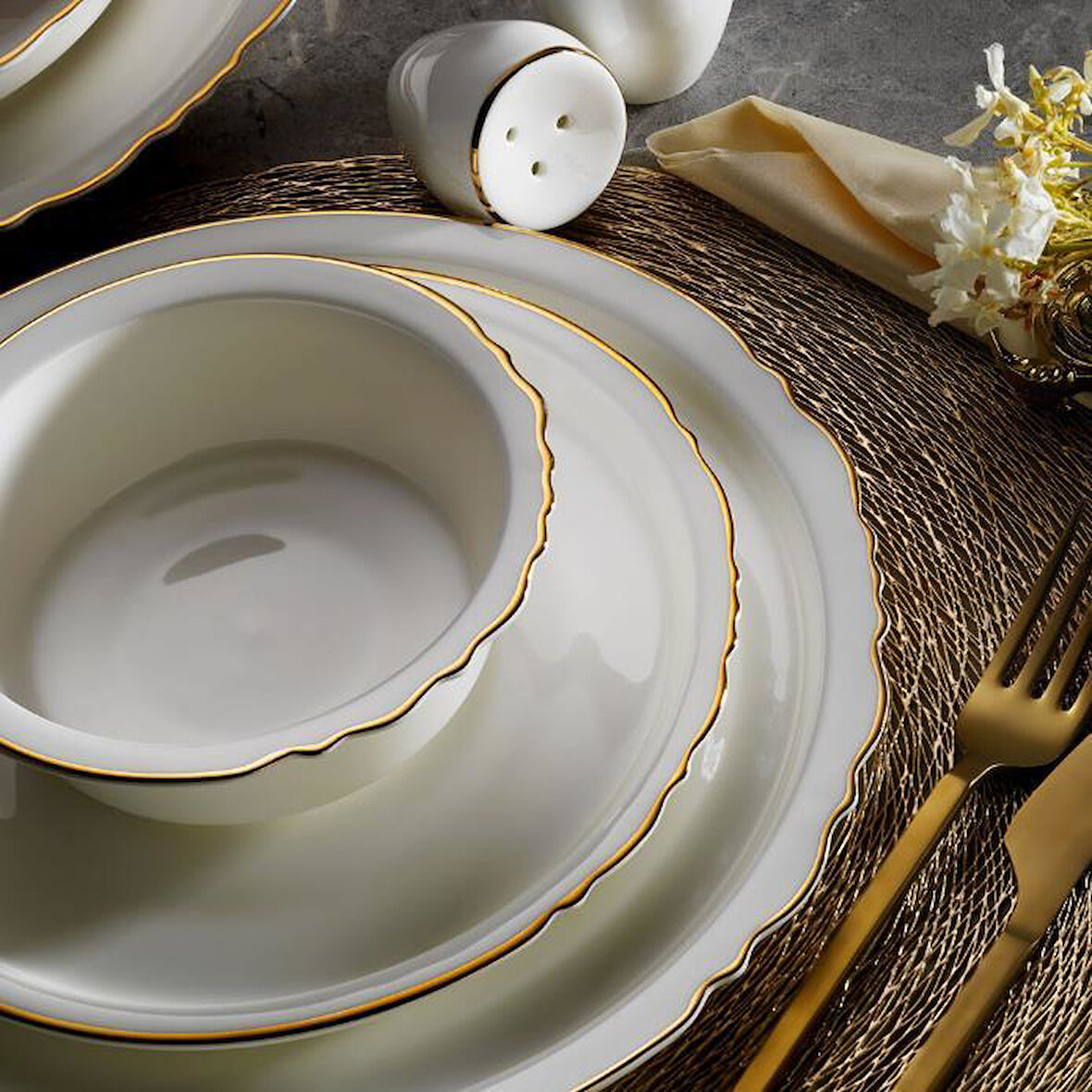 Massimo Rumi Gold 60 Parça Yemek Takımı