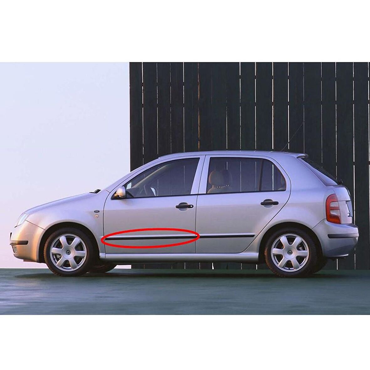 Skoda Fabia 1 2000-2008 Sol Ön Kapı Bandı Çıtası 6Y0853515