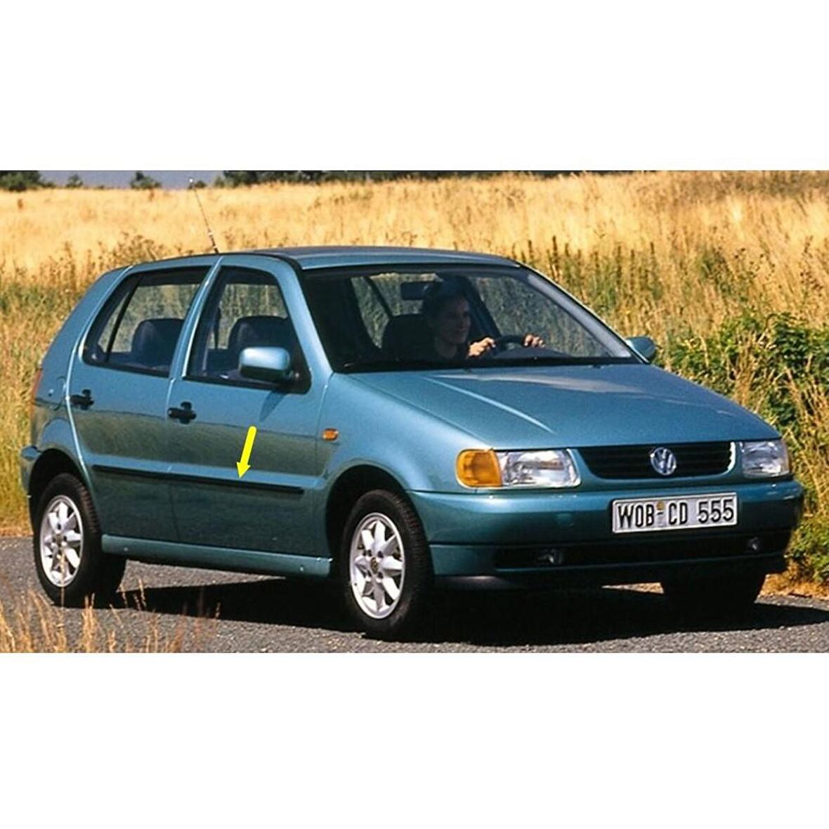 VW Polo Hatchback 1994-1999 Sağ Ön Kapı Orta Çıtası Siyah 6N4853516A 