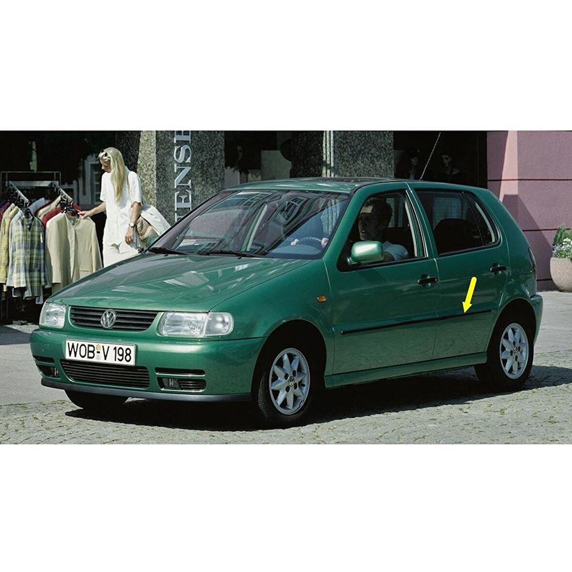 VW Polo Hatchback 1994-1999 Sol Arka Kapı Orta Çıtası Siyah 6N4853753A