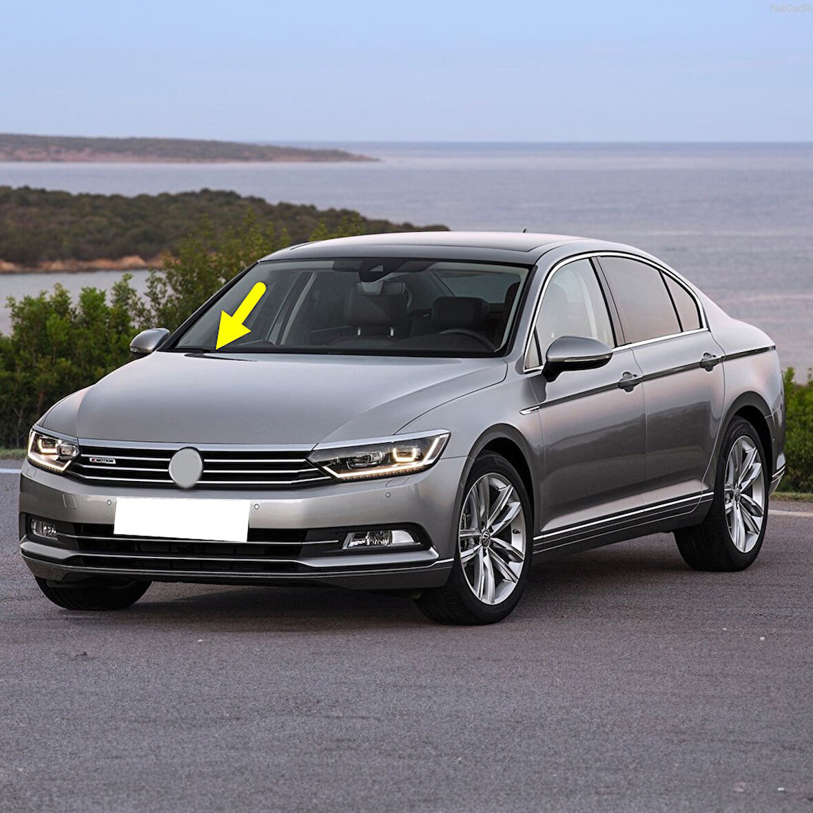VW Passat B8 2015-2019 Ön Cam Sağ Silecek Kolu 3G1955410