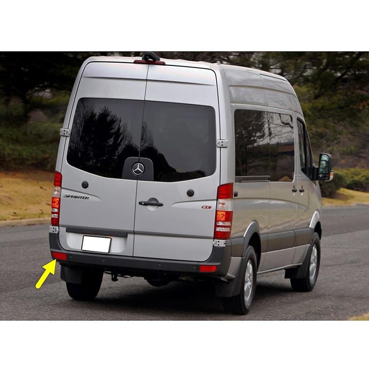 Mercedes Sprinter 2007-2016 Arka Tampon Sol Reflektörü A9068260040