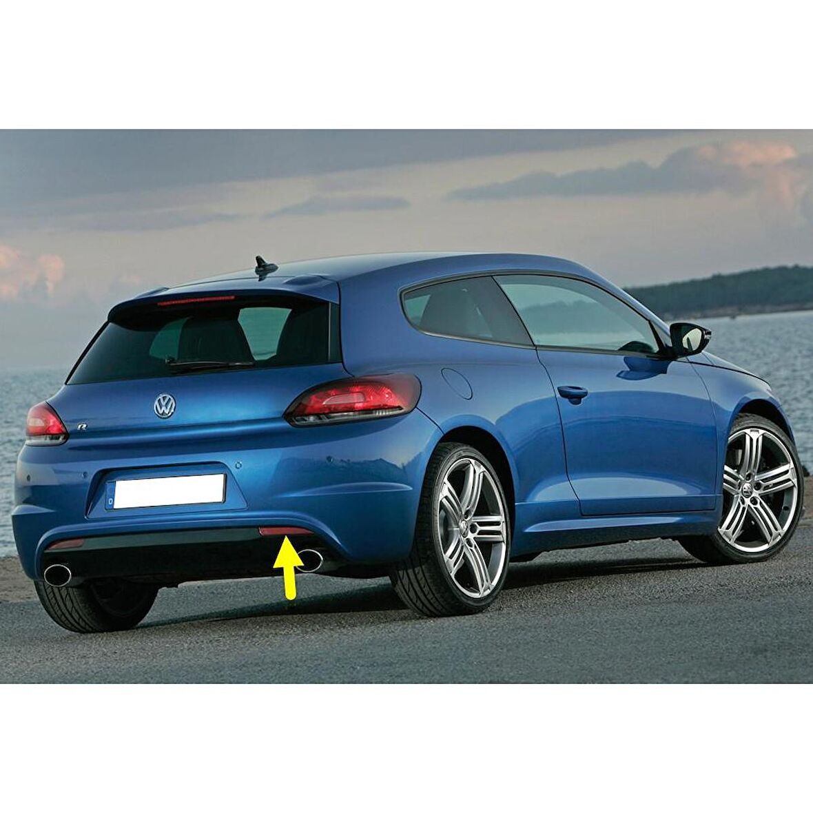 VW Scirocco R-Line 2009-2014 Arka Tampon Sağ Reflektörü 1K8945106B