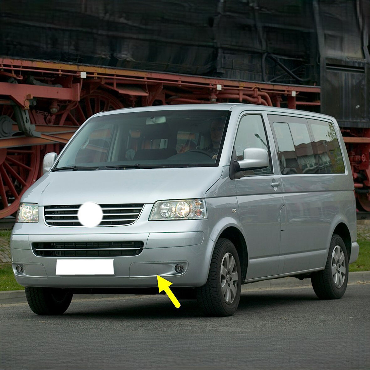 VW Caravelle T5 2004-2009 Ön Tampon Sol Sis Farı Çerçevesi 7H5807489