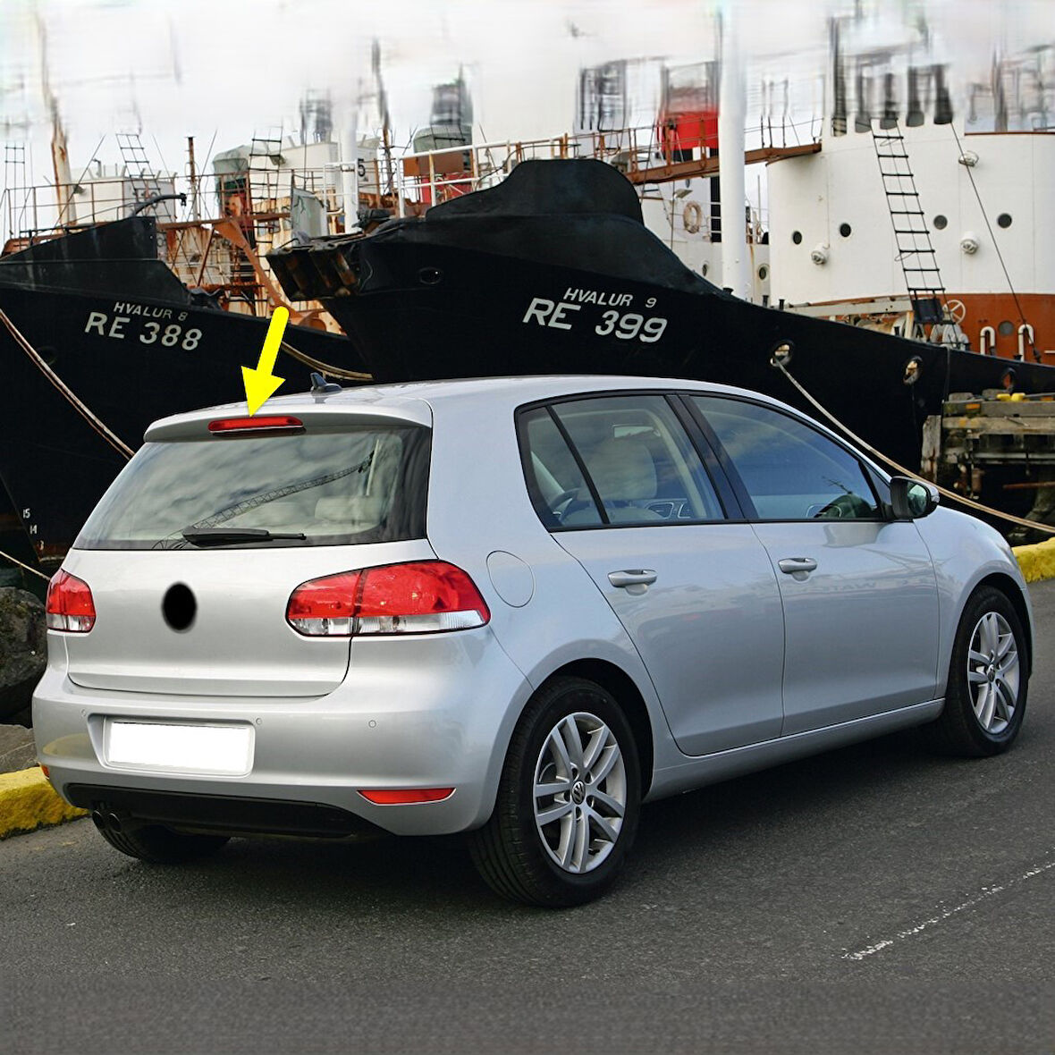 VW Golf 6 2009-2012 Üst Orta Üçüncü Stop Fren Lambası 5K0945087B