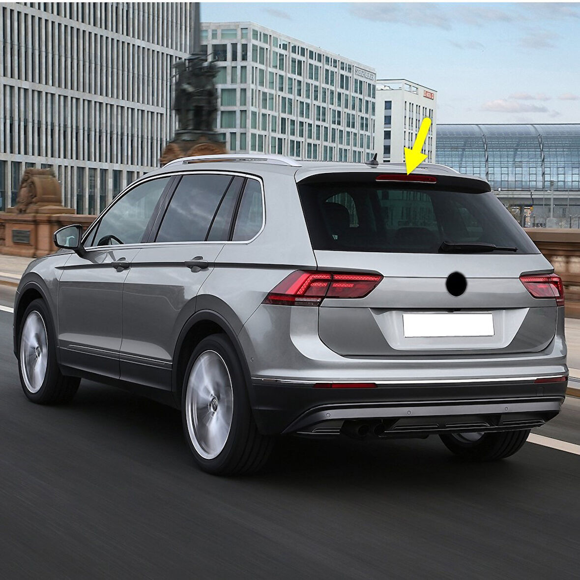 VW Tiguan 2016-2020 Üst Orta Üçüncü Stop Fren Lambası 5G0945087B