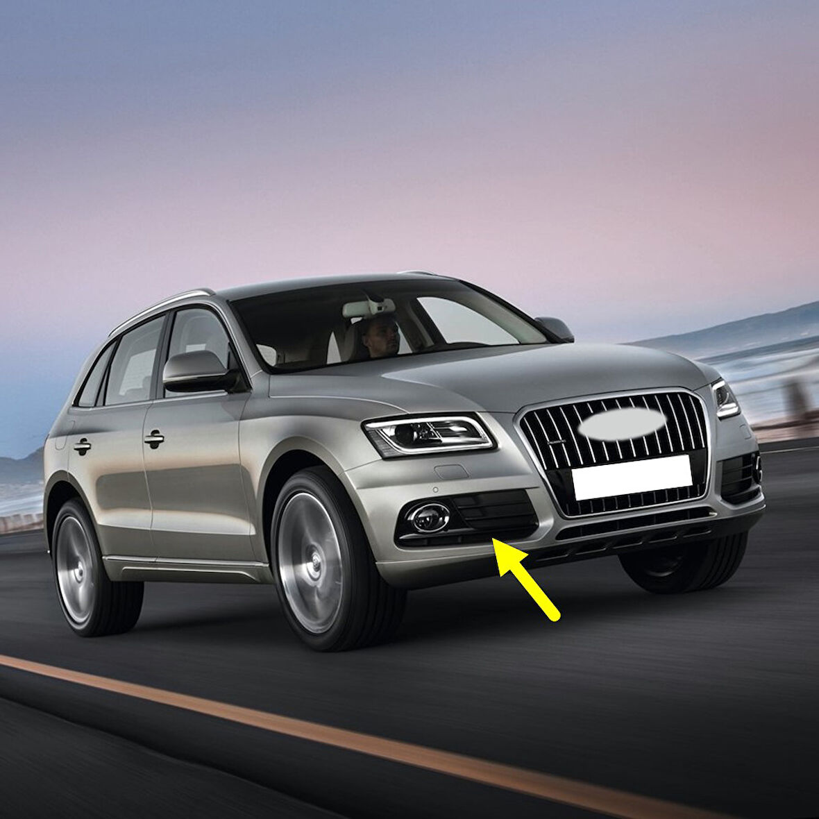 Audi Q5 2013-2017 Ön Sağ Sis Farı Kapağı Parlak Kromaj 8R0807682J