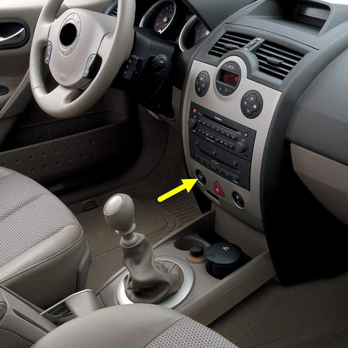 Renault Megane 2 2003-2009 Start Stop Çalıştırma Düğmesi 8200107838