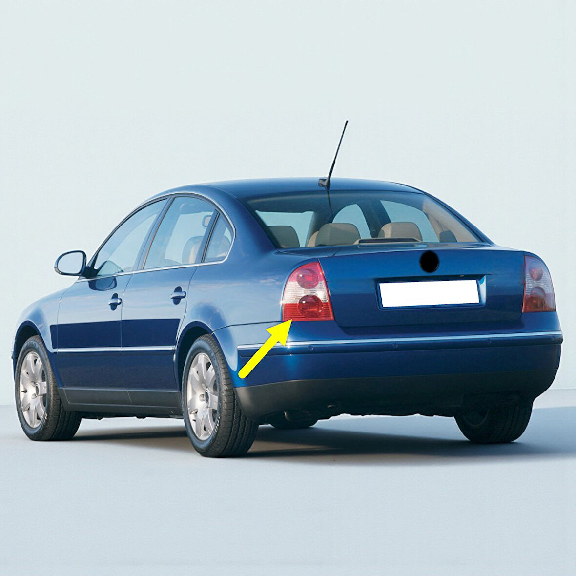 VW Passat B5.5 Sedan 2001-2005 Sol Arka Stop Fren Lambası 3B5945095AE