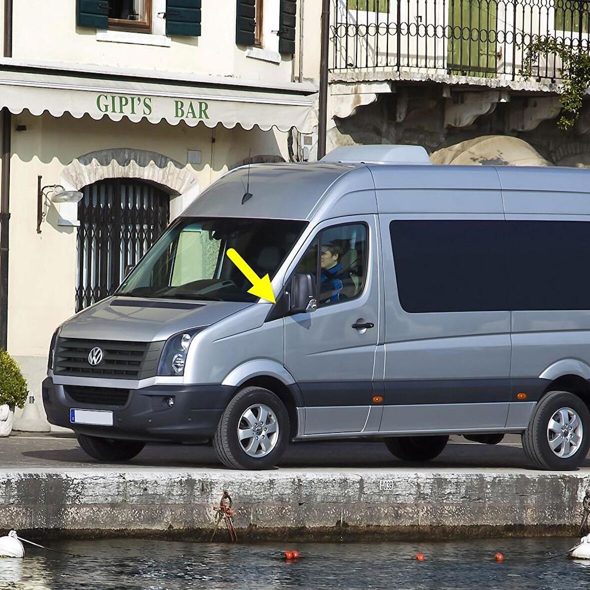 VW Crafter 2006-2016 Sol Dış Dikiz Aynası Ön Kapağı Üçgen 2E0857567