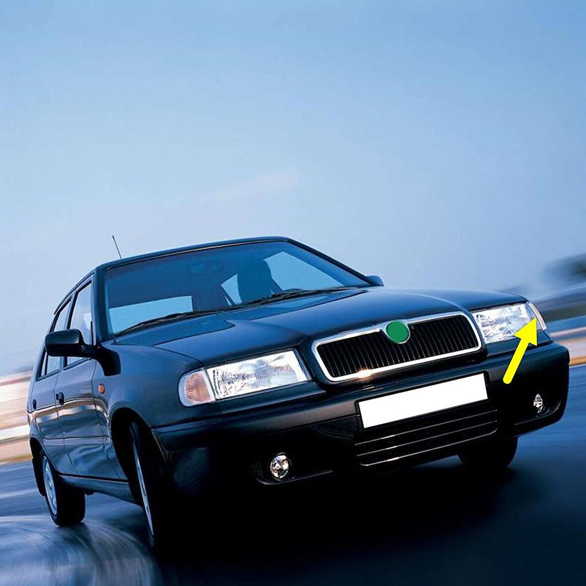 Skoda Felicia 1995-2001 Ön Sol Sinyal Lambası Duylu Beyaz 6U0953041A