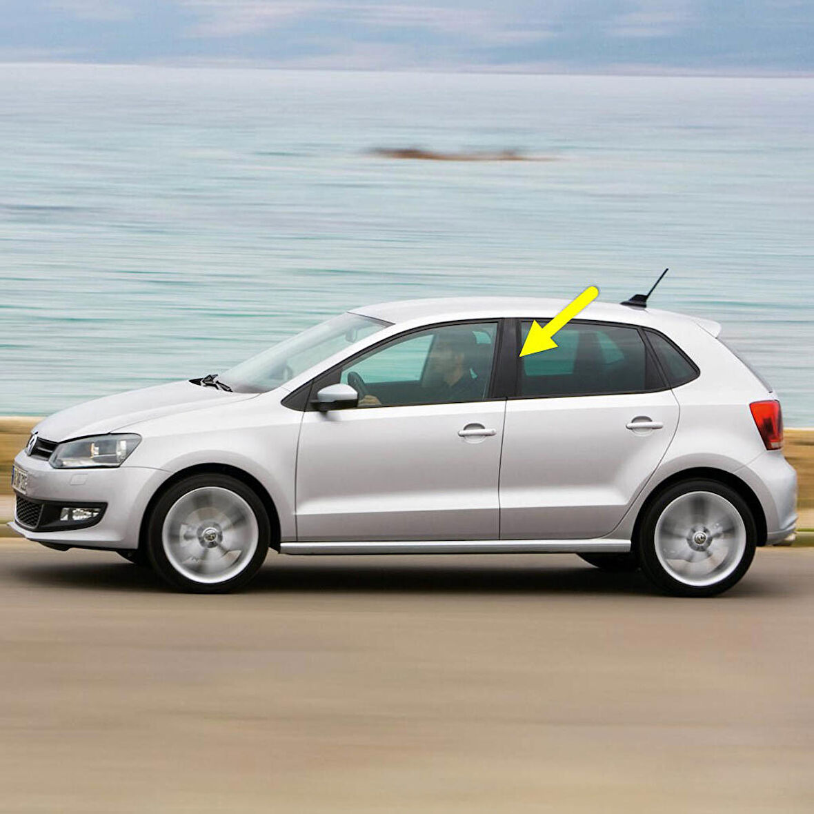VW Polo 2010-2014 Sol Kapı Orta B Direği Kaplaması Siyah 6R4853289A