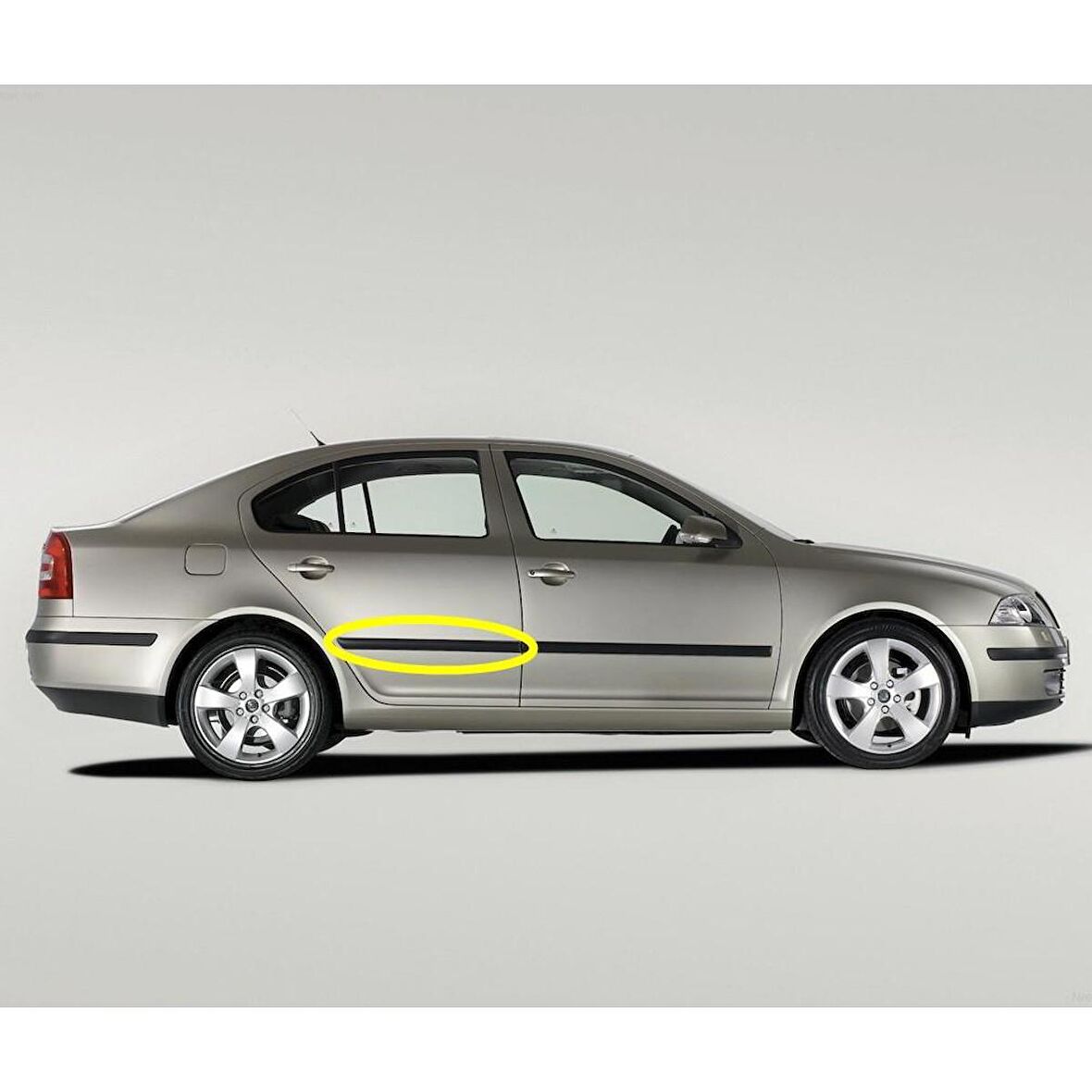 Skoda Octavia 2 A5 2005-2008 Sağ Arka Kapı Koruma Çıtası 1Z0853754C