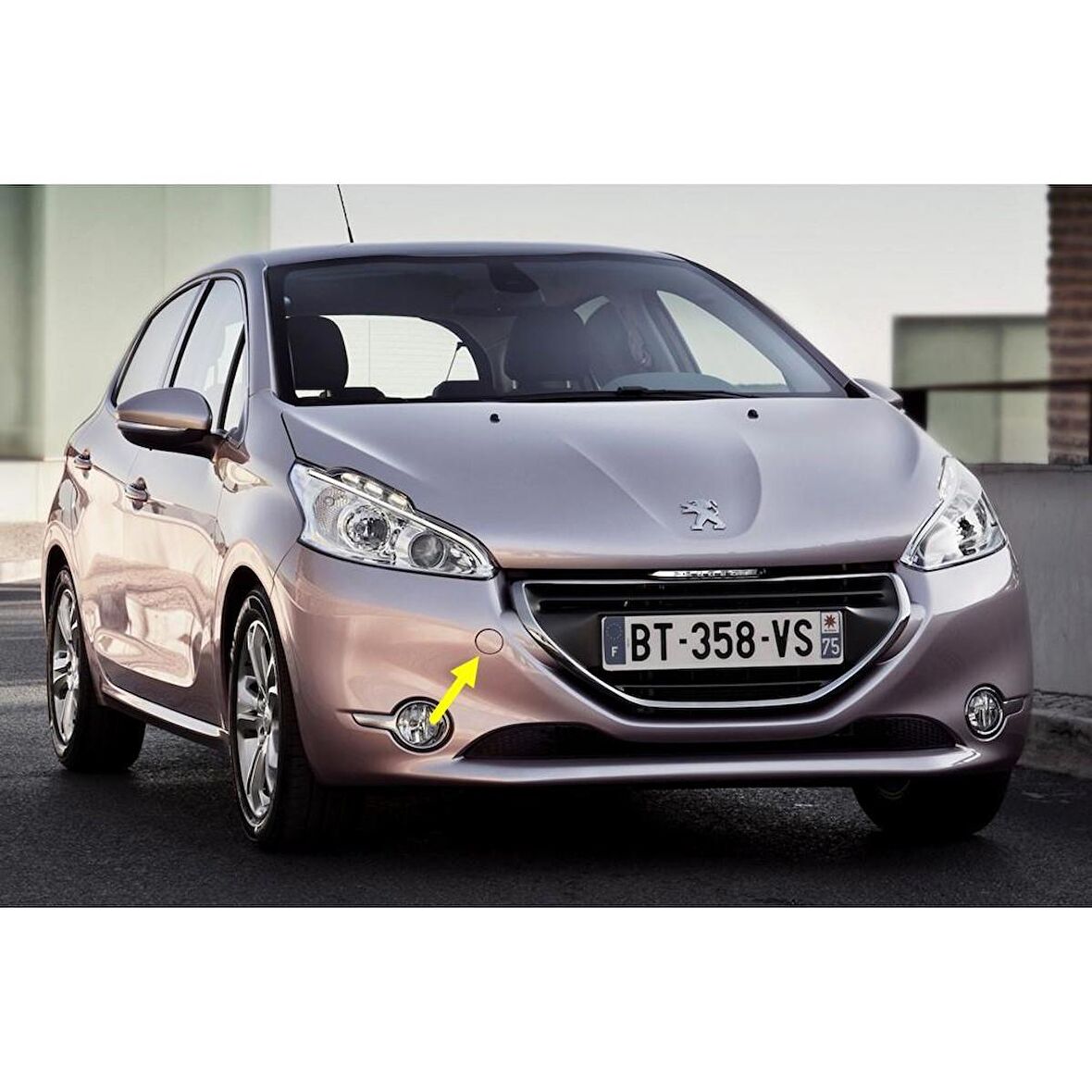 Peugeot 208 2012-2015 Ön Tampon Çeki Çekme Demiri Kapağı 1607397980