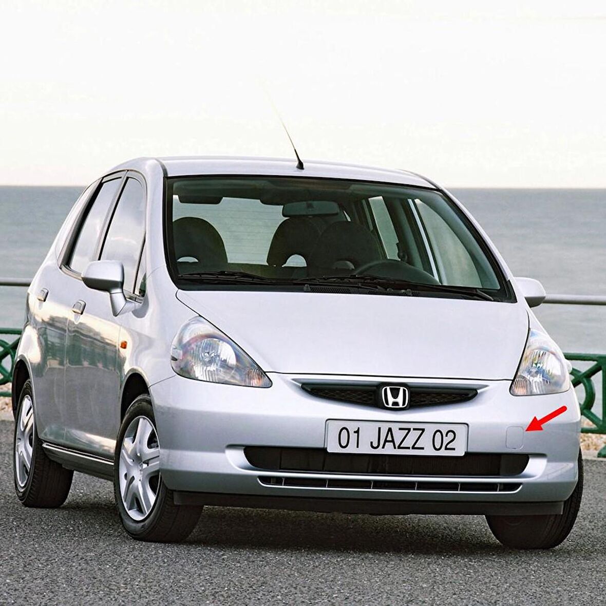 Honda Jazz 2002-2008 Ön Tampon Çeki Demiri Kapağı 71104-SAA-9001