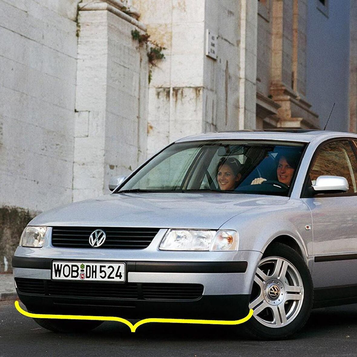 VW Passat B5 1997-2000 Ön Tampon Alt Spoyler Orjinal Tip 3B0805903A