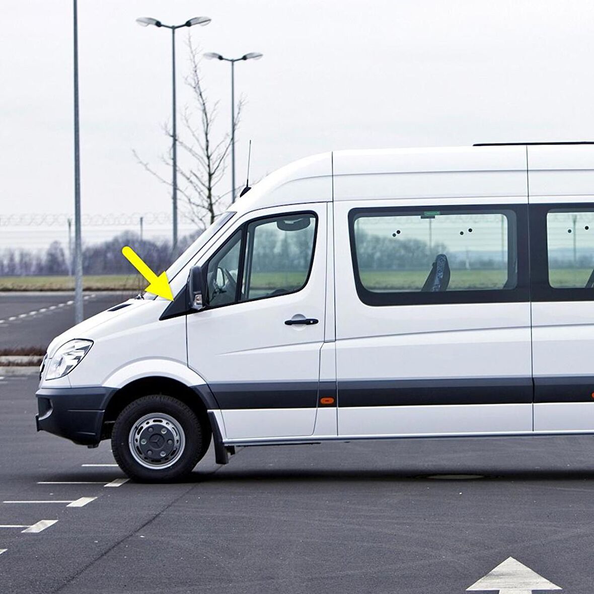 Mercedes Sprinter 2007-2016 Sol Dikiz Aynası Ön Kapak A9068110007
