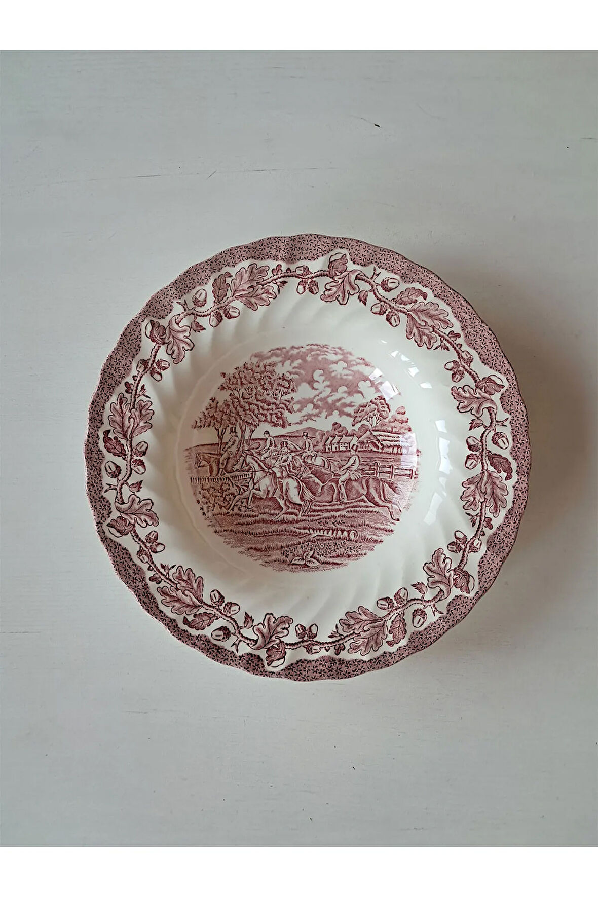 Myotts İngiliz Antika Yemek Tabağı Kırmızı 22cm