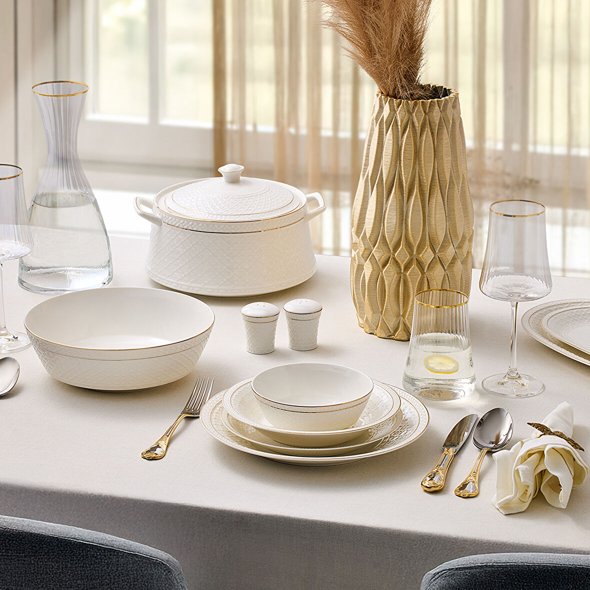 Aryıldız Almada Gold 60 Parça 12 Kişilik Yemek Takımı