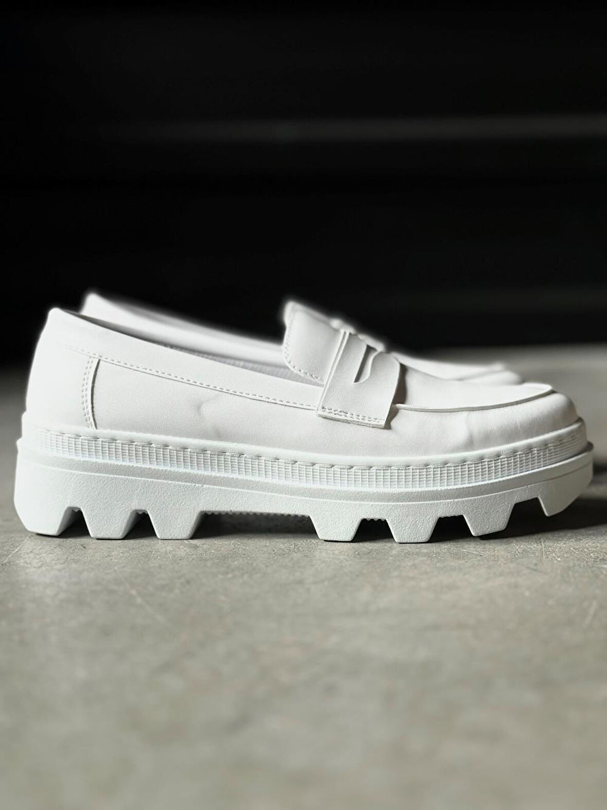 Pabucmarketi Erkek Yüksek Taban Klasik Ayakkabı Beyaz