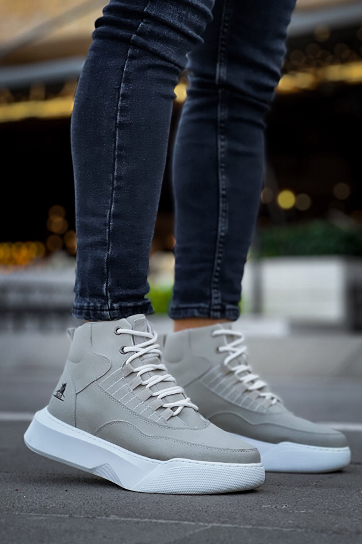 Pabucmarketi Bağcıklı Erkek Spor Bot GRİ (BEYAZ TABAN)