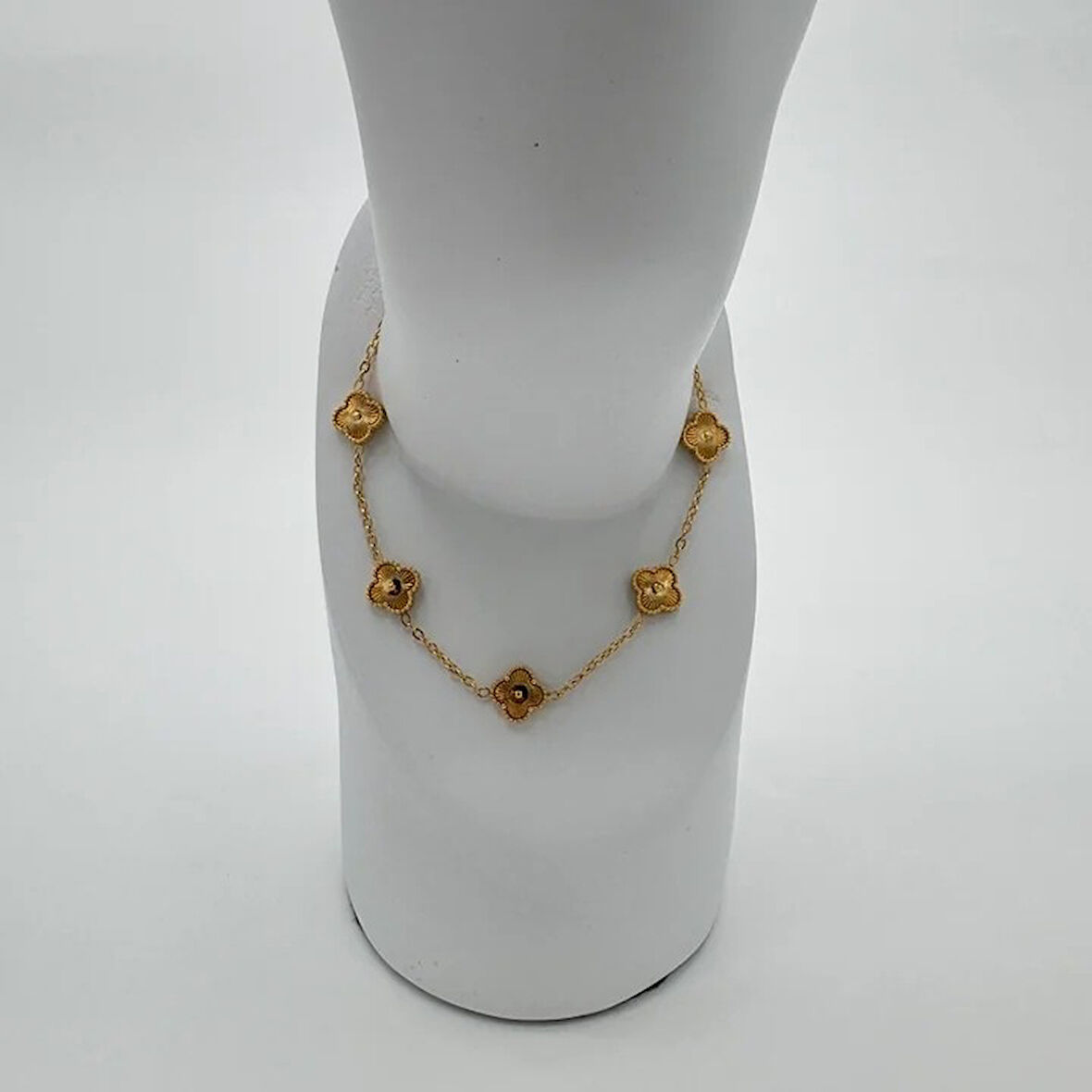 Çelik Gold Mini Yonca Detay Trend Bileklik - Gold