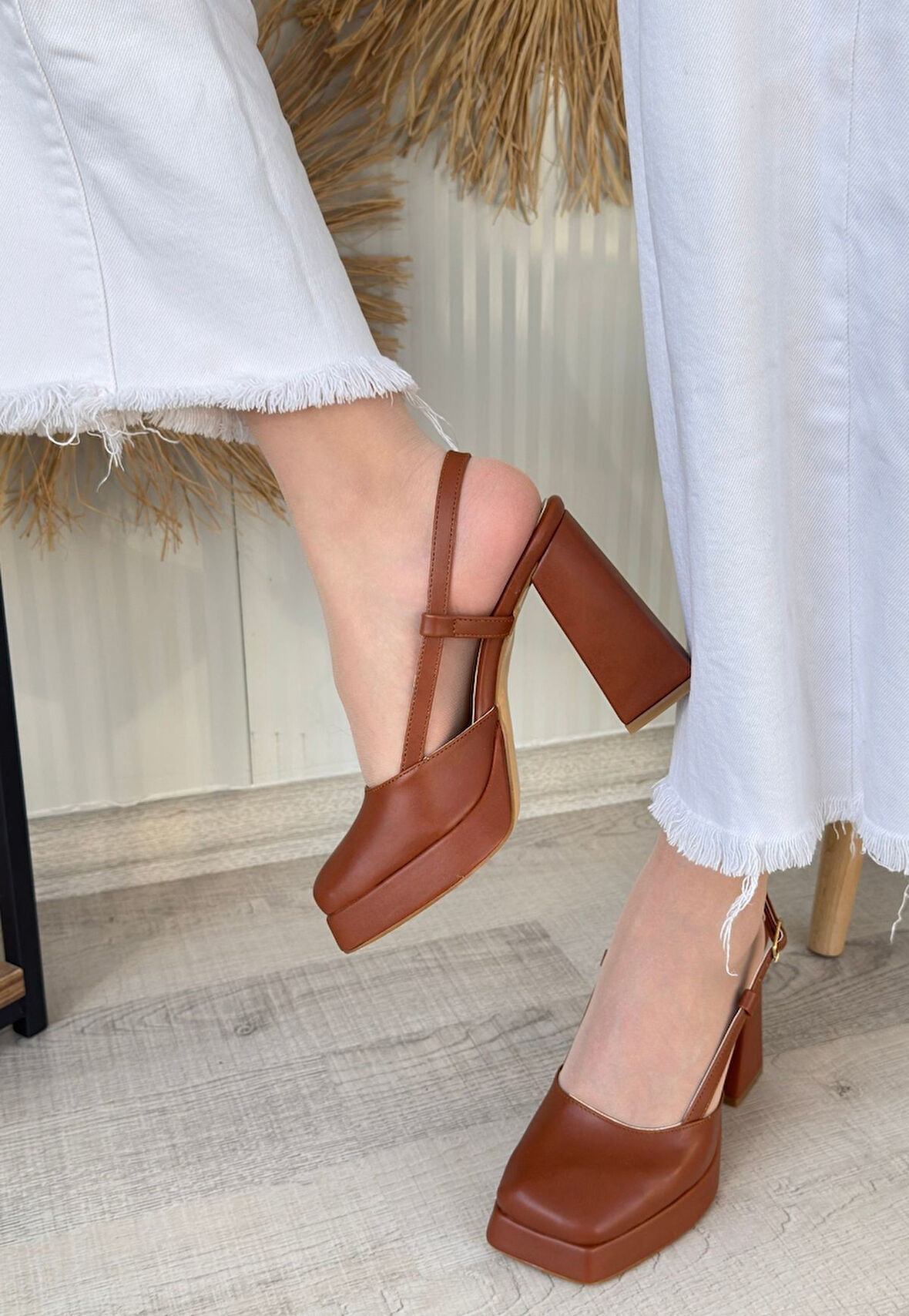 Pabucmarketi Taba Suni Deri Topuklu Kadın Ayakkabı