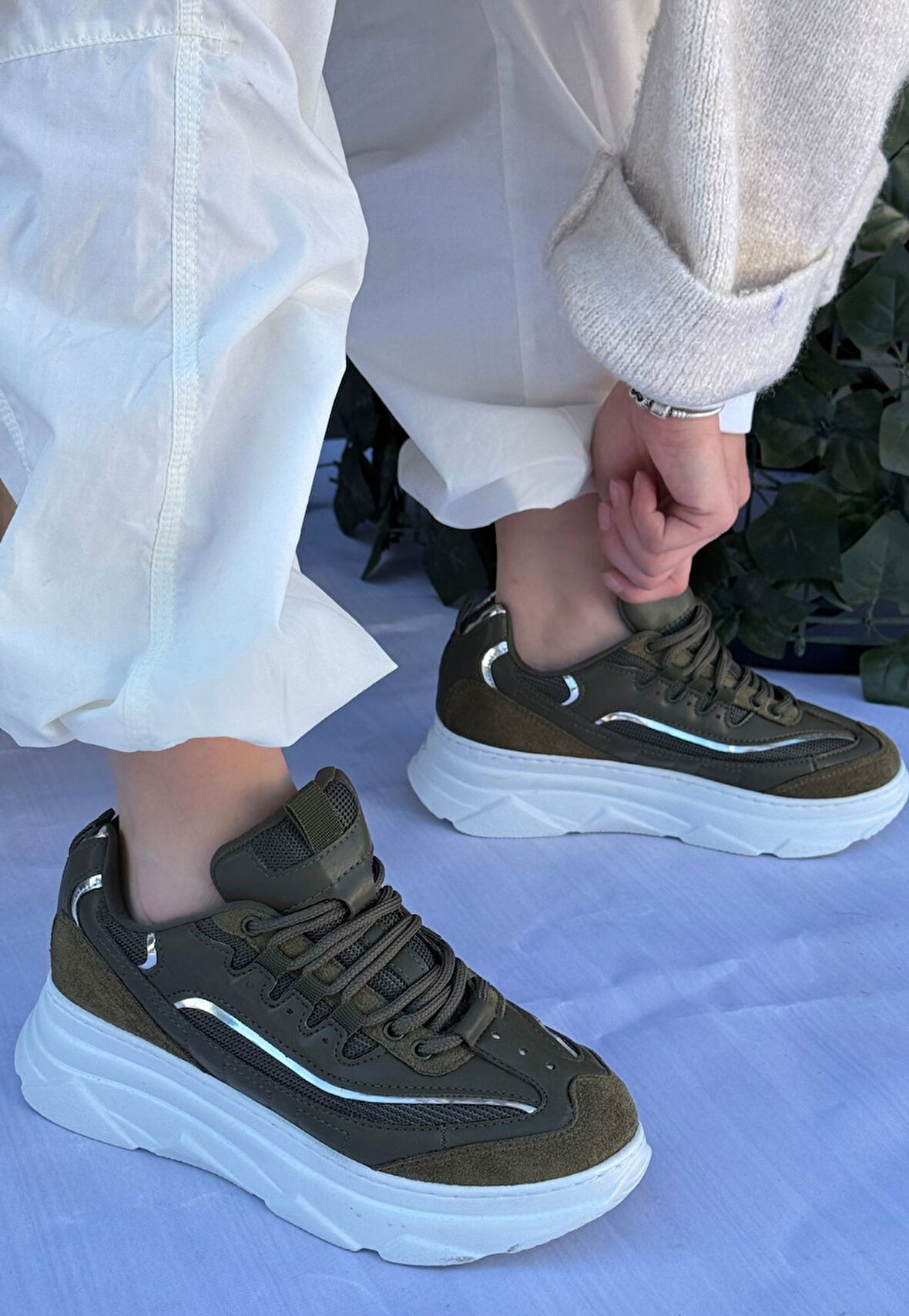 Pabucmarketi Yeşil Süet Gümüş Detaylı Kadın Sneaker Ayakkabı