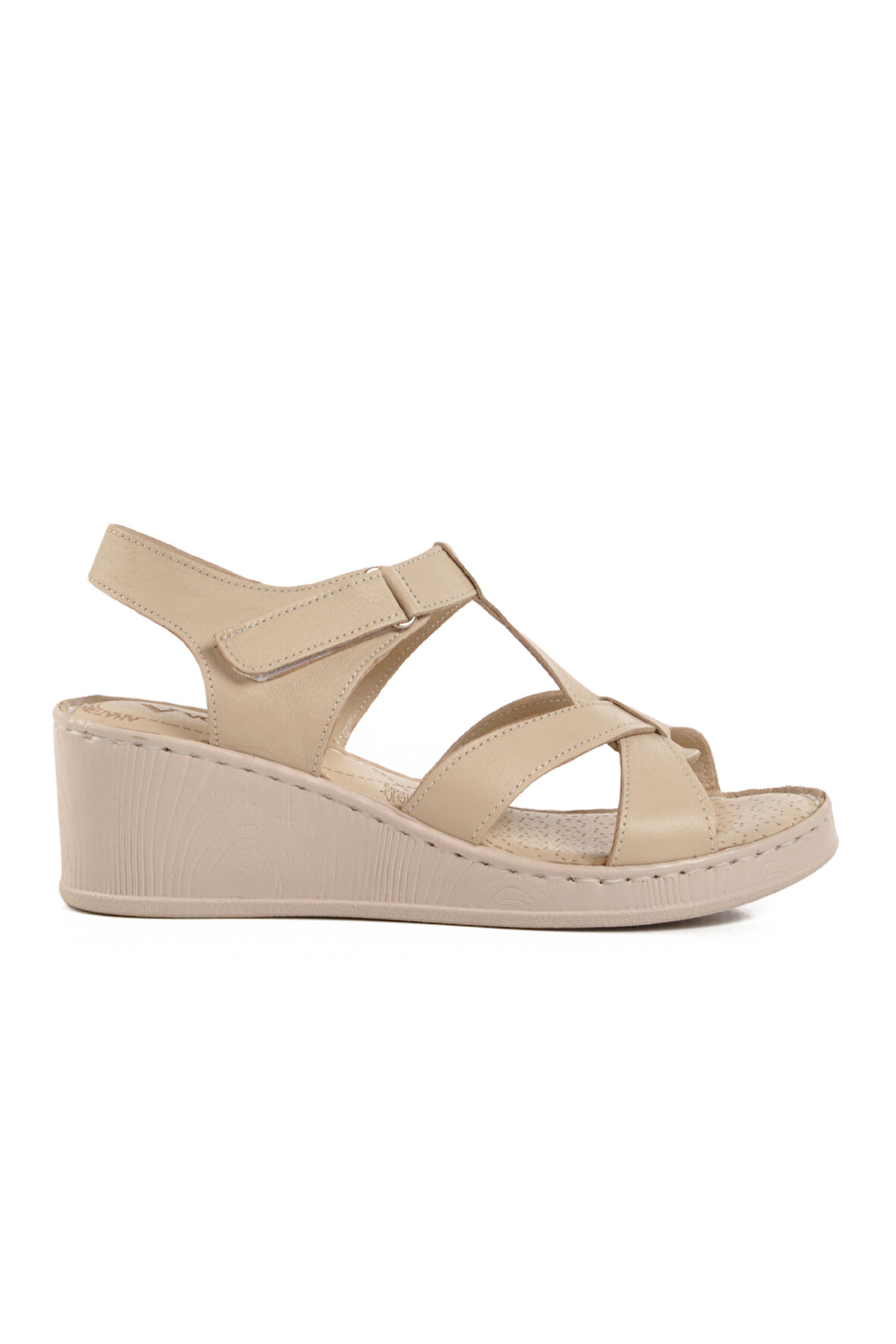 Voyager Bej Hakiki Deri Kadın Dolgu Topuk Sandalet