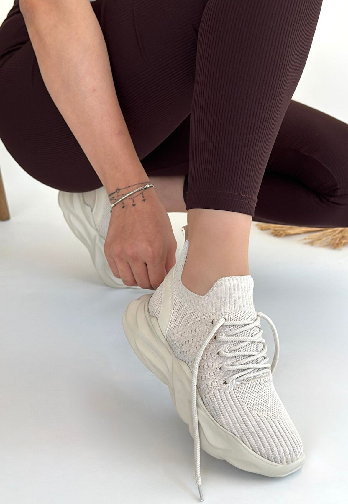 Pabucmarketi Bej Triko Bağcık Detaylı Kadın Hi Sneaker