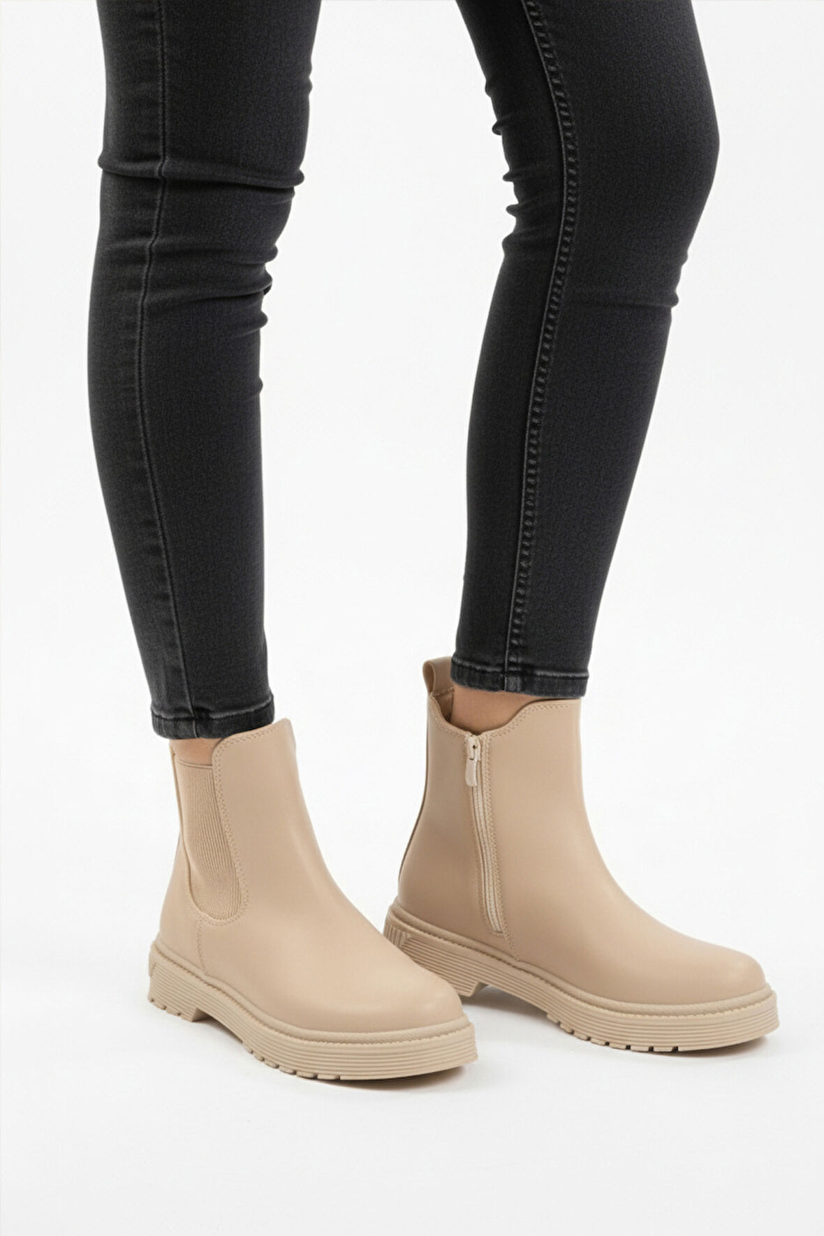 Aspor Bej İçi Polarlı Fermuarlı Kadın Bot