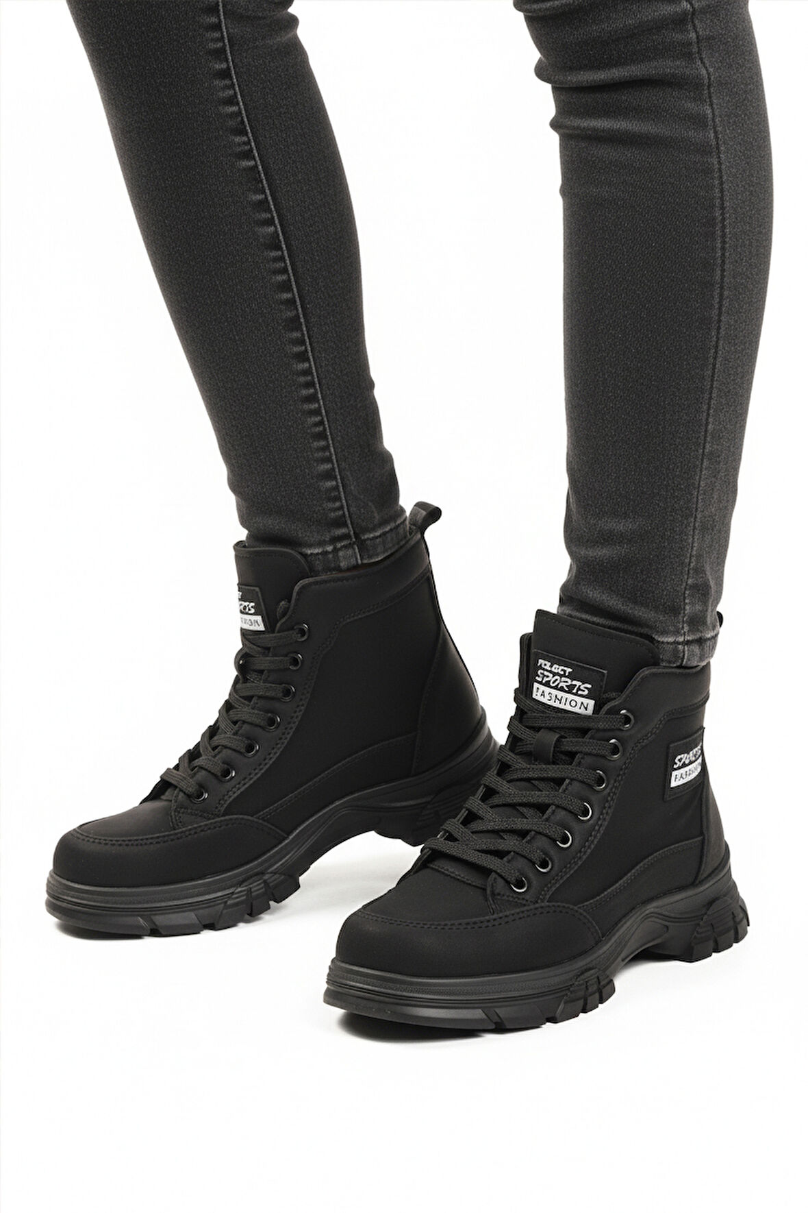 Aspor Siyah Nubuk İçi Kürklü Fermuarlı Bağcıklı Kadın Sneaker Bot