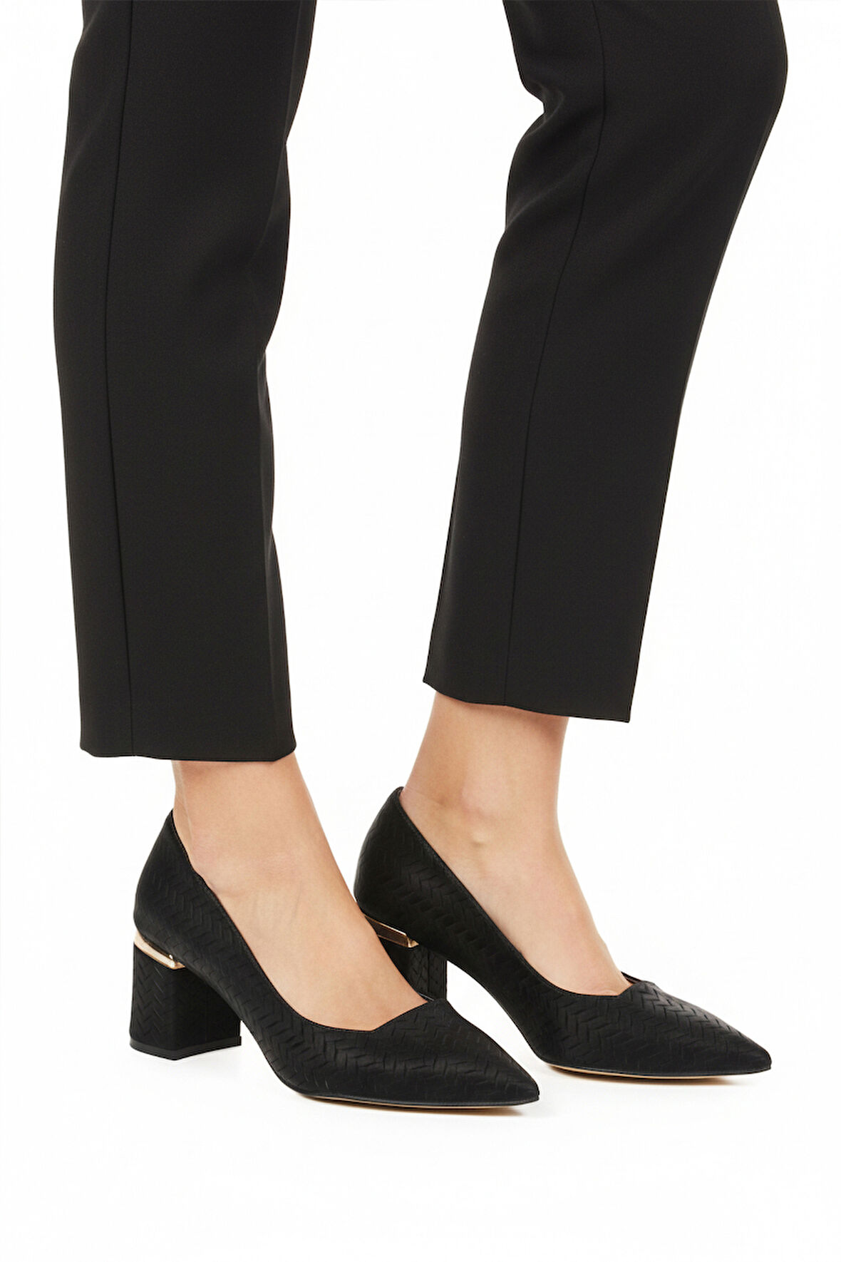 Aspor Siyah Kadın Topuklu Ayakkabı