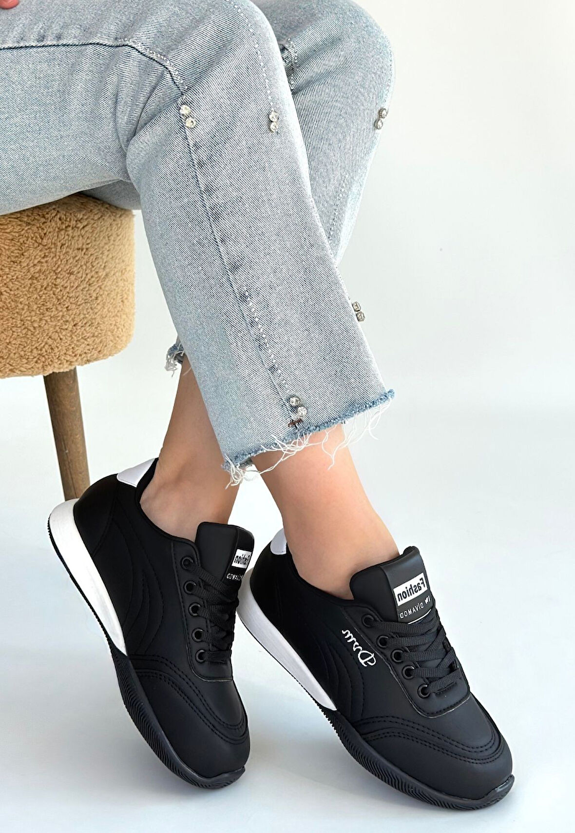 Pabucmarketi Siyah Bağcıklı Kadın Spor Ayakkabı