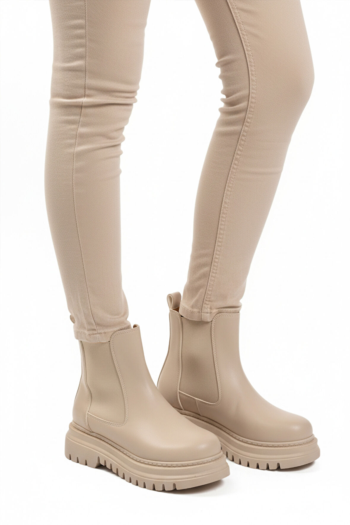 Aspor Bej Kürklü Kadın Chelsea Bot