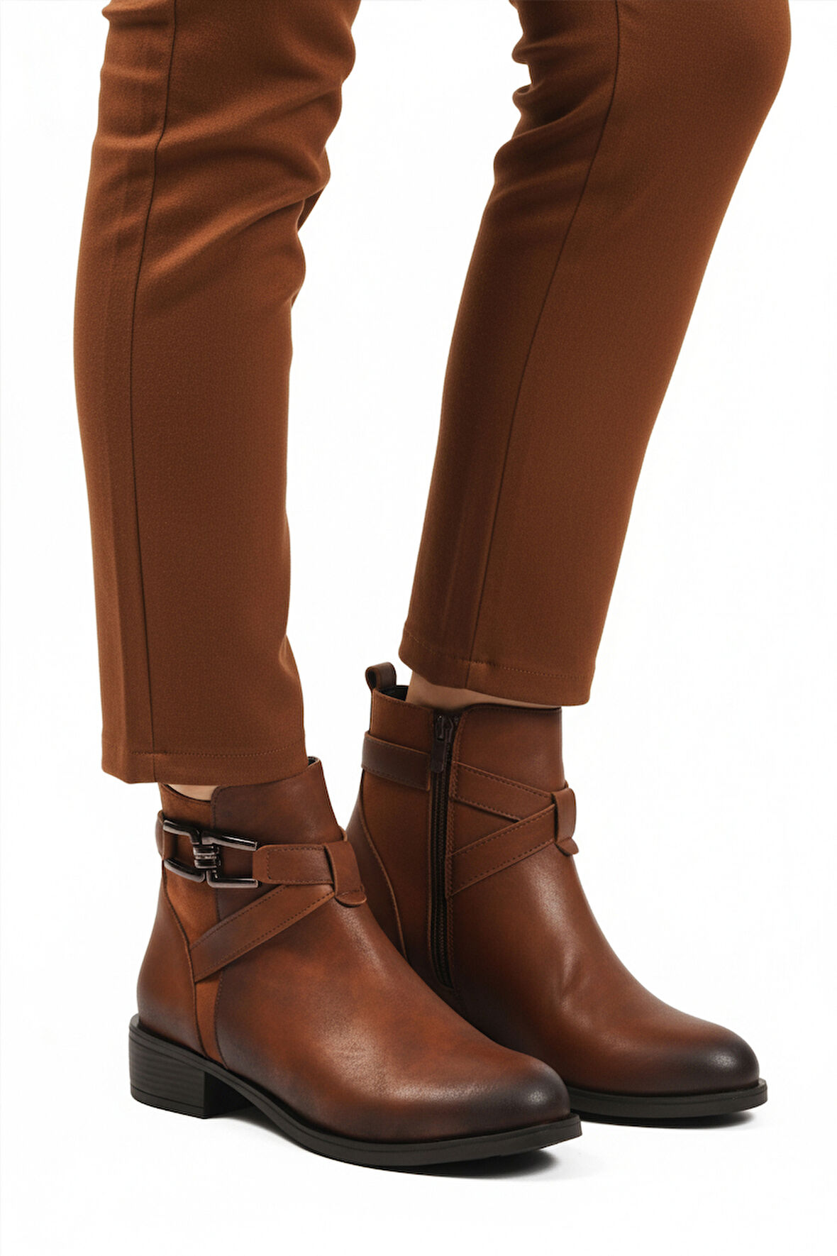 Aspor Taba Zümrüt İçi Kürklü Fermuarlı Kadın Topuklu Bot